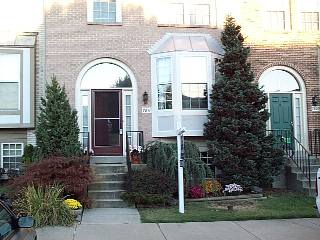 Picture of front of town home.